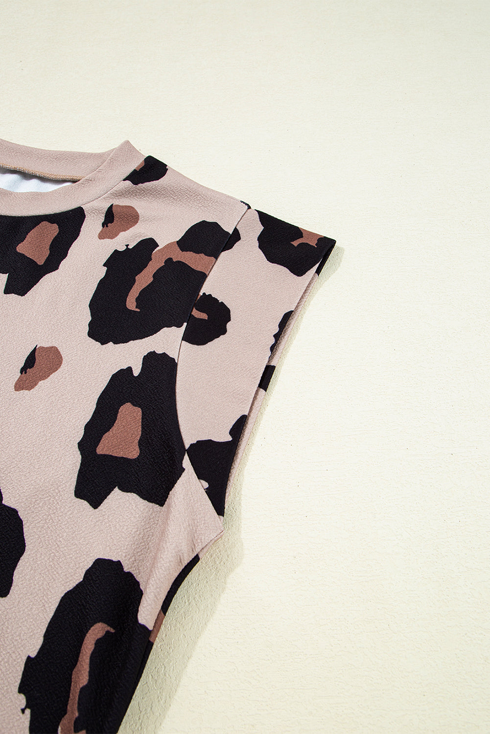 Khaki Leopard Crew Neck Cap Sleeve Casual Tee