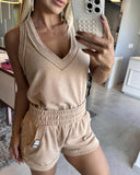 2 Pieces Outfit V Neck Sleeveless Tank and Casual Strechy Waist Pocket Design Cut Off Shorts Set