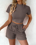 O neck Top & Pocket Design Drawstring Shorts Set