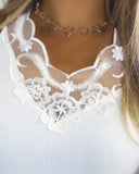 Scallop Lace Trim Tank Top