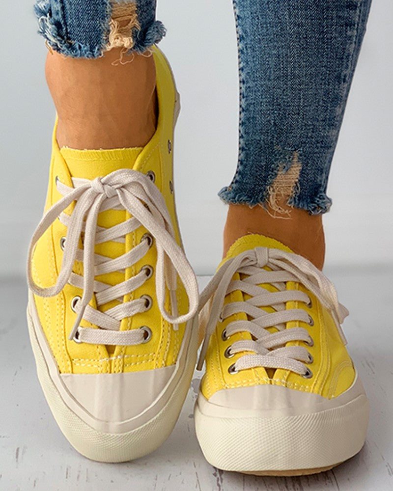 Eyelet Lace up Casual Canvas Sneaker