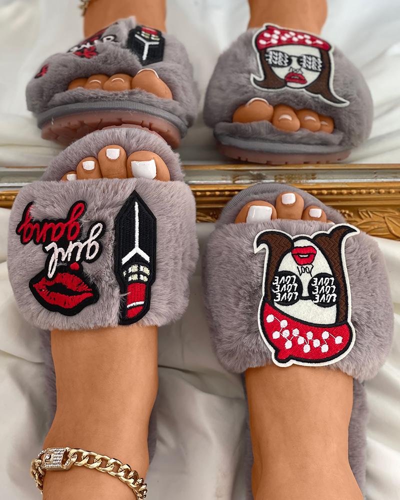 Graphic Pattern Fluffy Casual Slippers